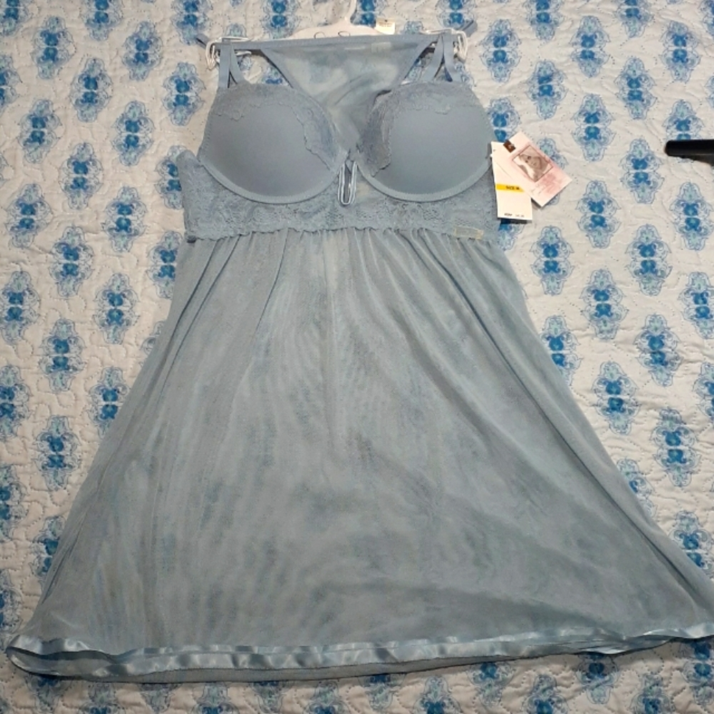 LACE LINGERIE INTIMATES WERE.